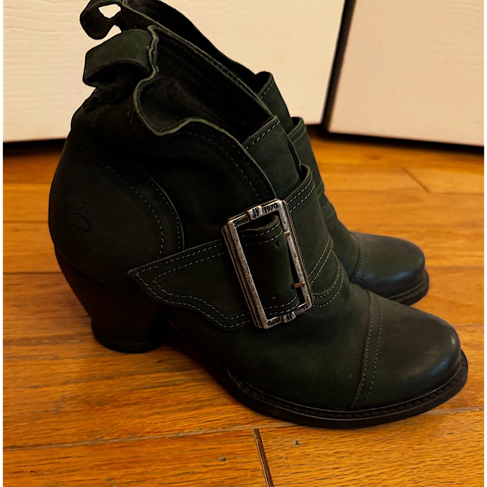 John Fluevog shoes-like new worn once